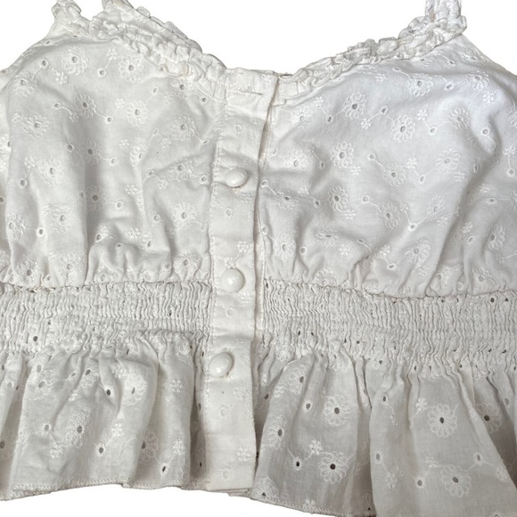 Forever 21 Crop Top Tank Button Up Crochet White Size Small Flower Design - Picture 2 of 8
